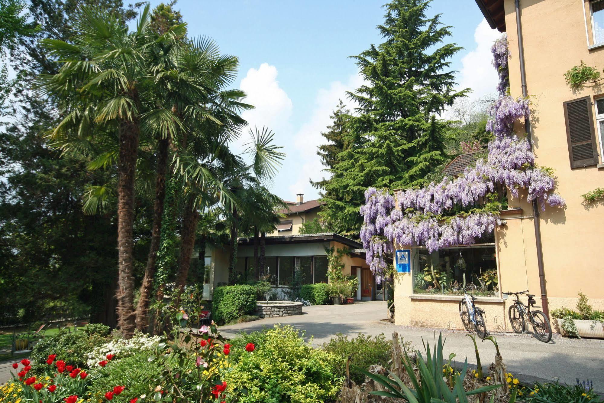 Lugano Savosa Youth Hostel Exterior foto